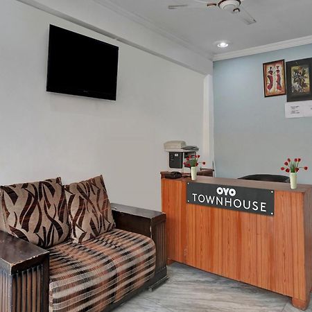 Collection O Samira Residency Near Botanic Garden Of Indian Republic Hotel Noida Eksteriør billede