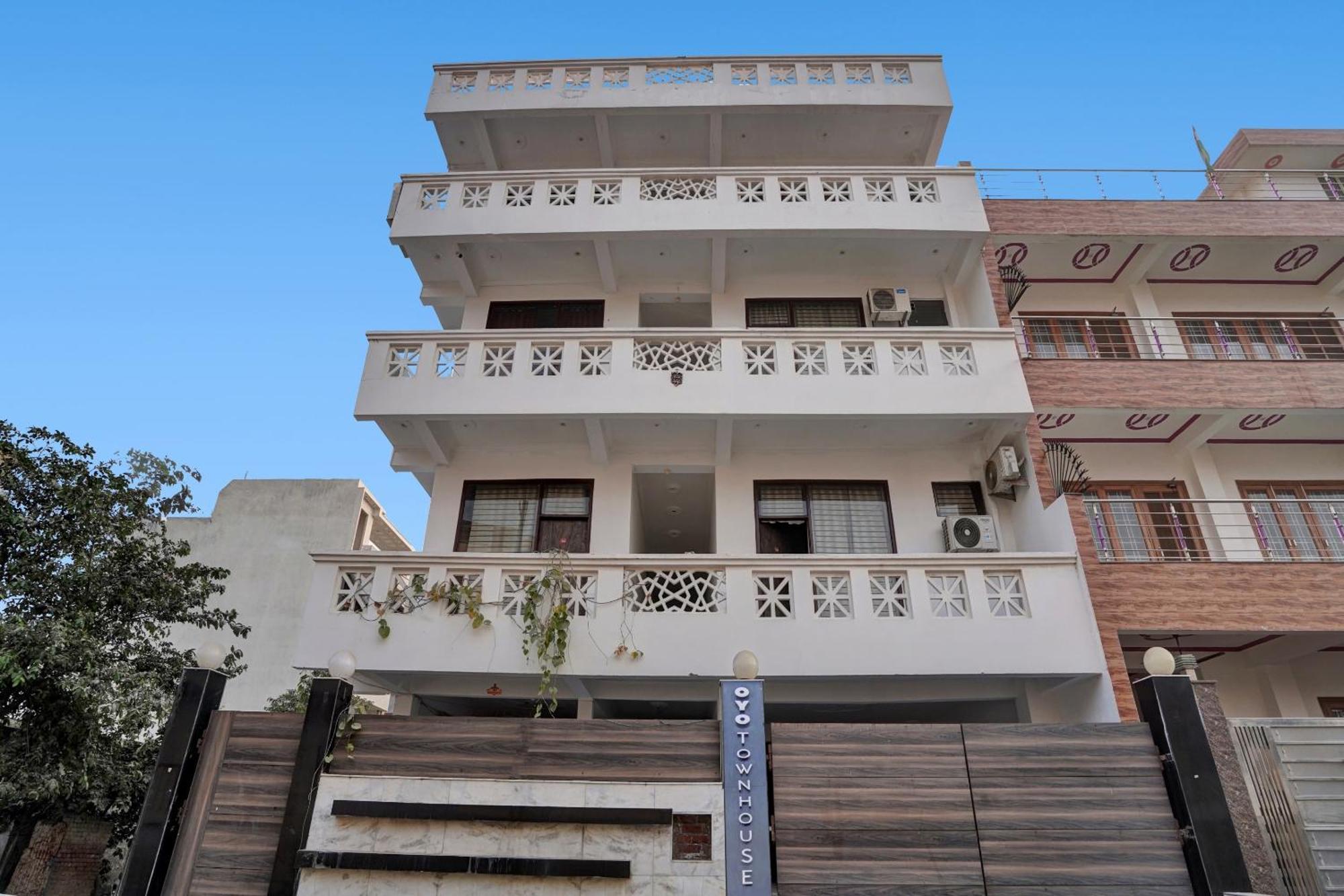 Collection O Samira Residency Near Botanic Garden Of Indian Republic Hotel Noida Eksteriør billede