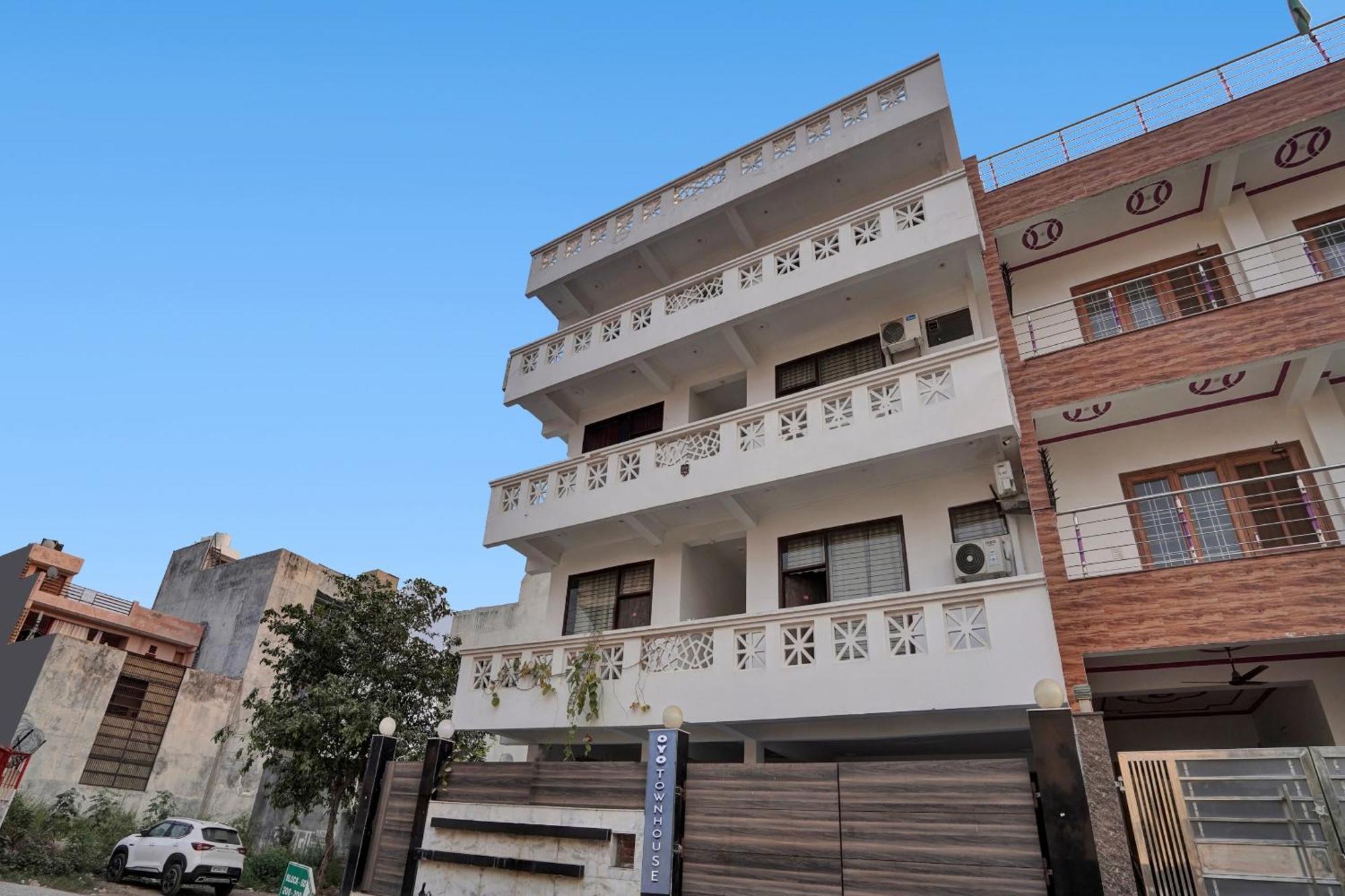 Collection O Samira Residency Near Botanic Garden Of Indian Republic Hotel Noida Eksteriør billede